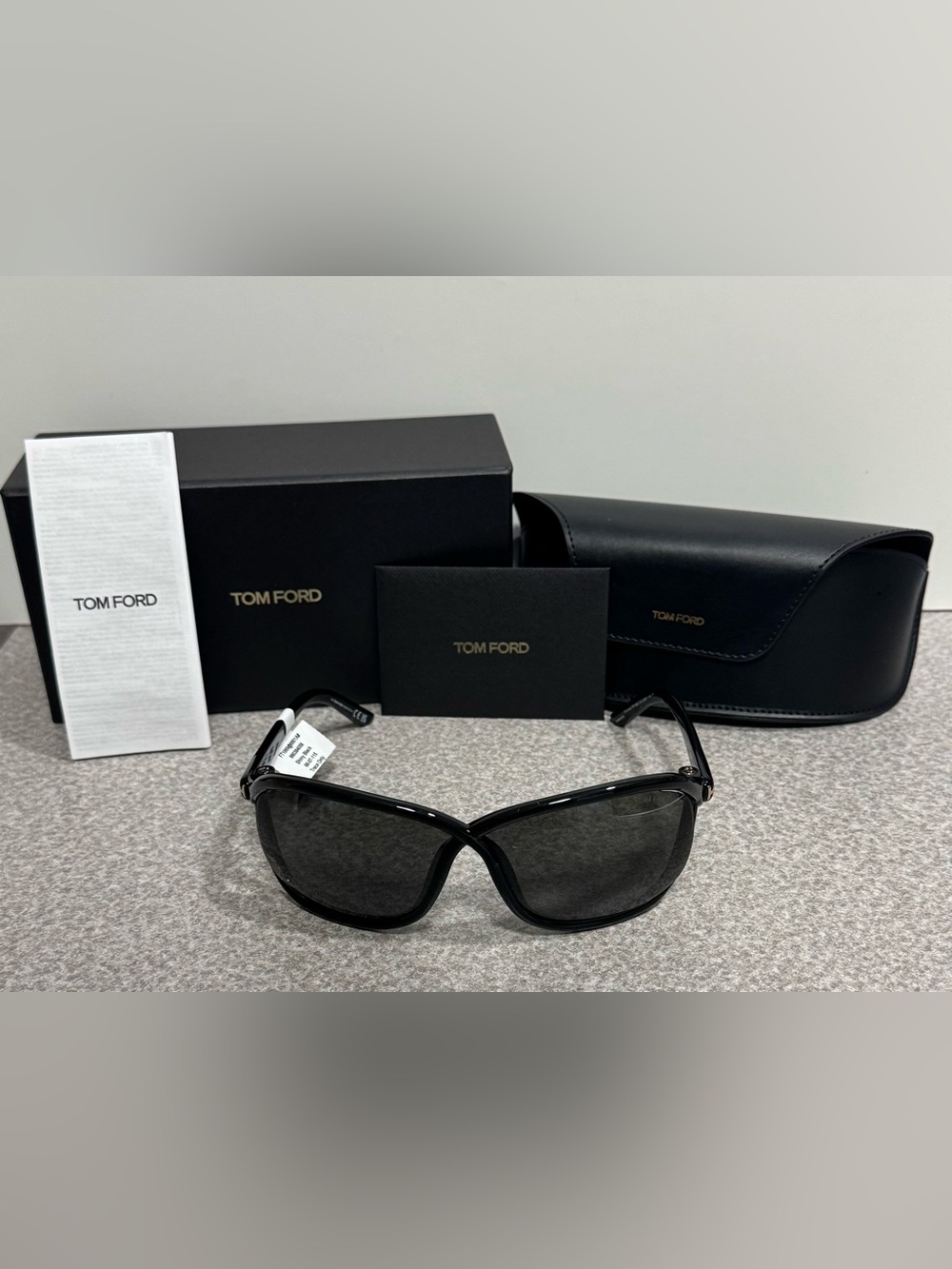 Tom Ford FT1069 01A Womens Sunglasses Shiny Black 68mm NEW 100% Authentic